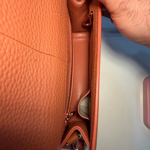 Dagne Dover peach leather crossbody bag - Picture 12 of 16